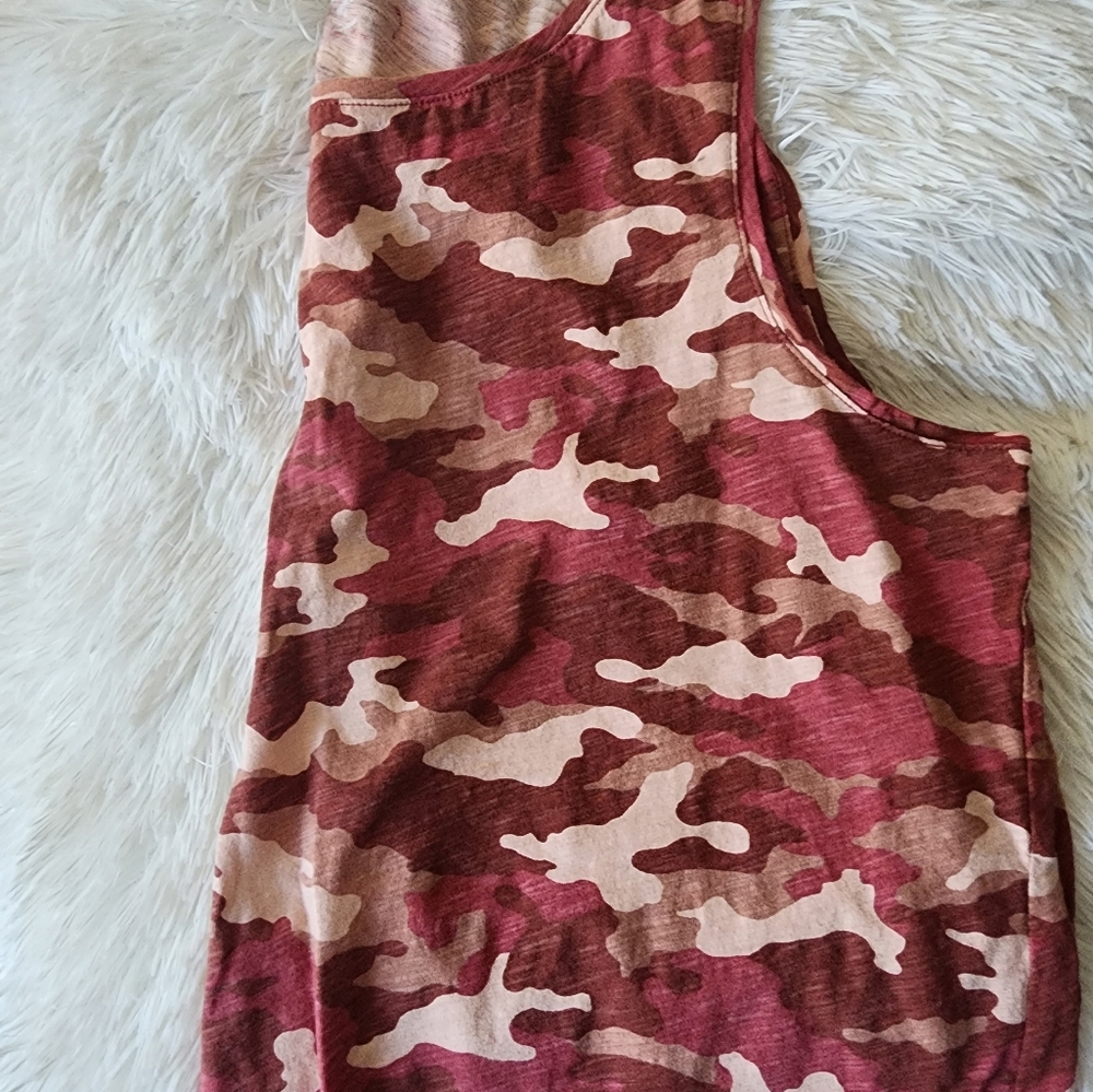 WOMAN'S TANK TOP CAMO